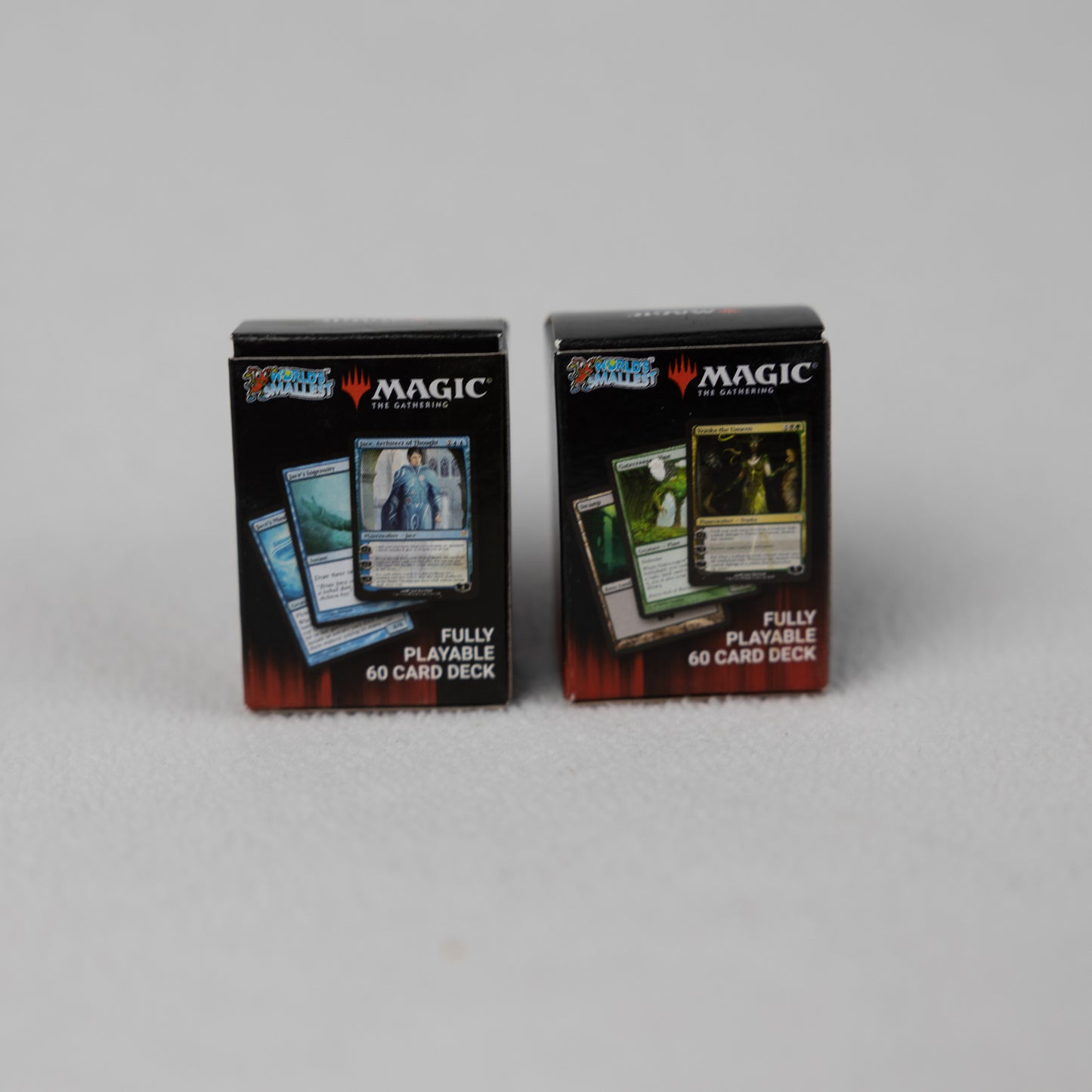 Worlds smallest Magic the Gathering deck: Jace vs Vraska - Used (like new)