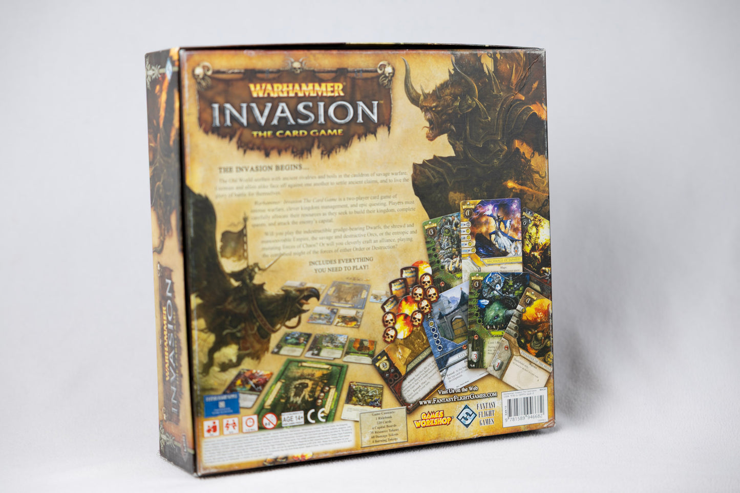 Warhammer Invasion - Used (Lightly Played, Box Damaged)